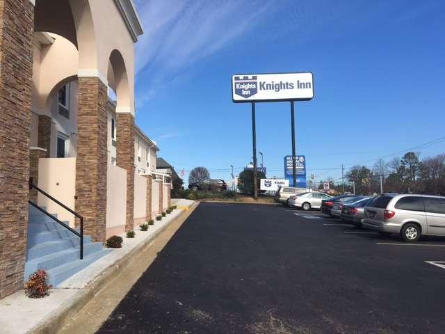 Red Roof Inn Richmond, Va - W Broad St Henrico Exterior photo