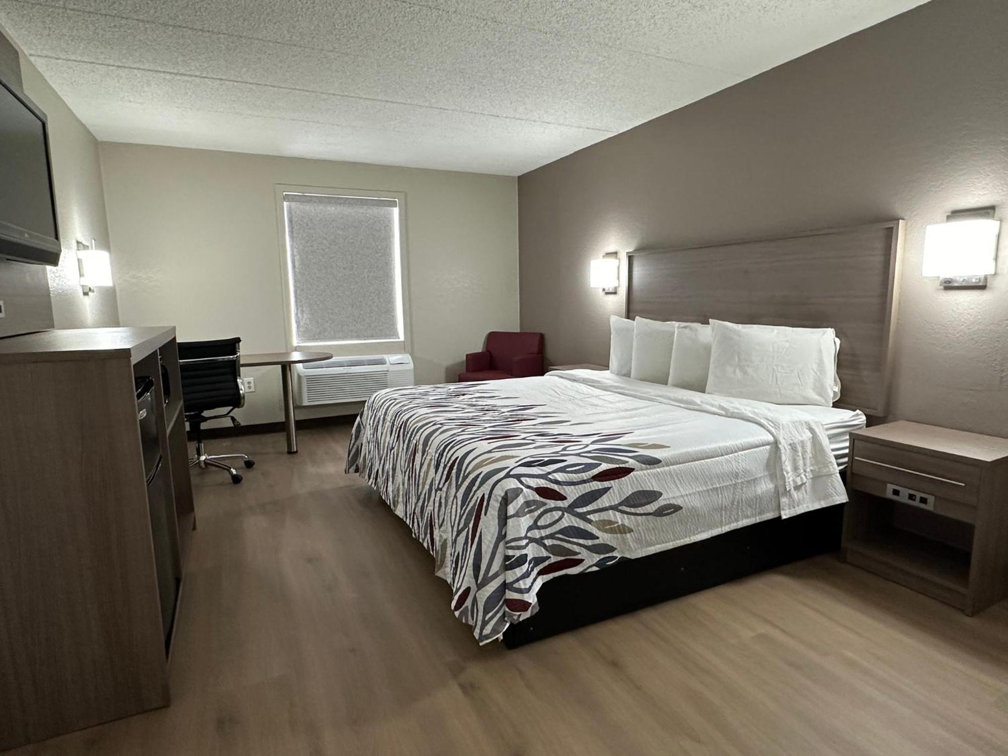 Red Roof Inn Richmond, Va - W Broad St Henrico Exterior photo