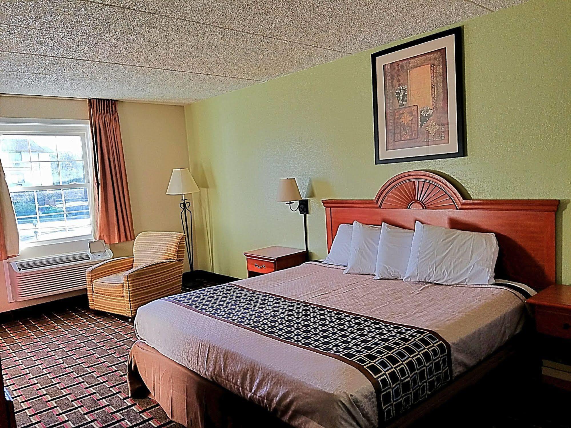 Red Roof Inn Richmond, Va - W Broad St Henrico Exterior photo